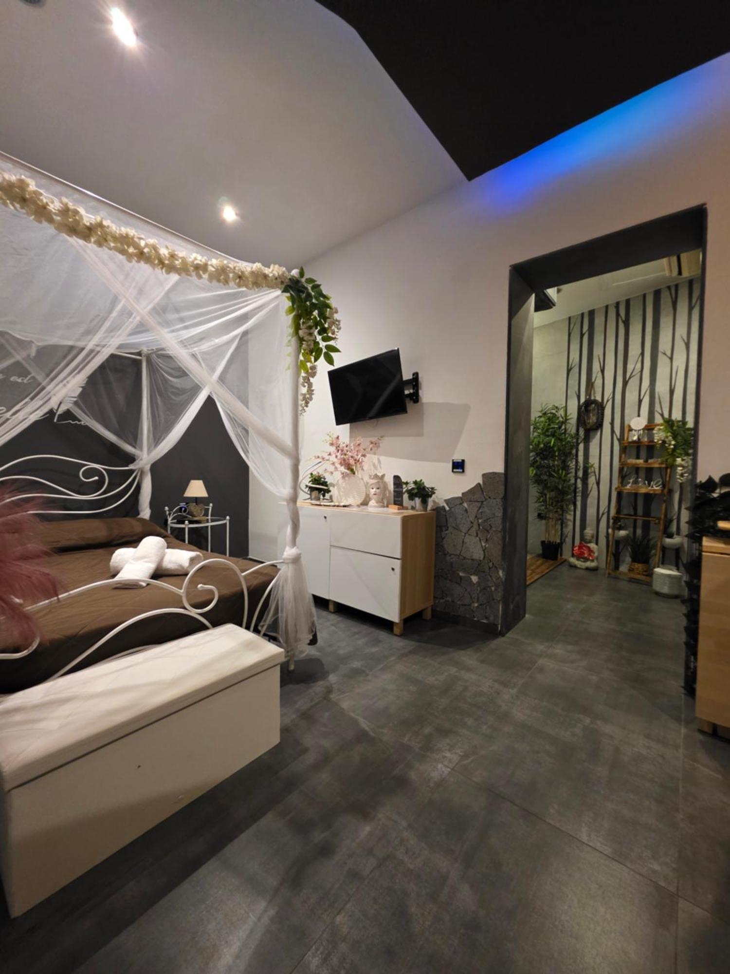 Elite Apartment Spa Catania Bagian luar foto